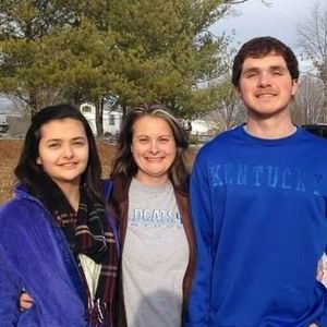 Meet your Posher, Robin